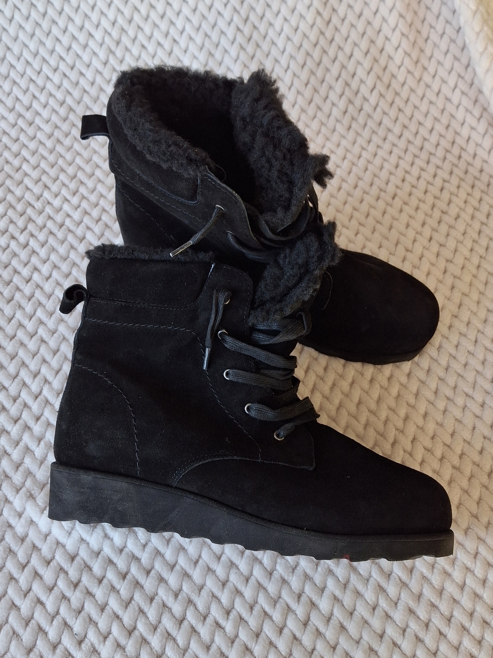 Women's Bearpaw Phoebe Wide Suede Sheepskin Lace Up Hiker Boots